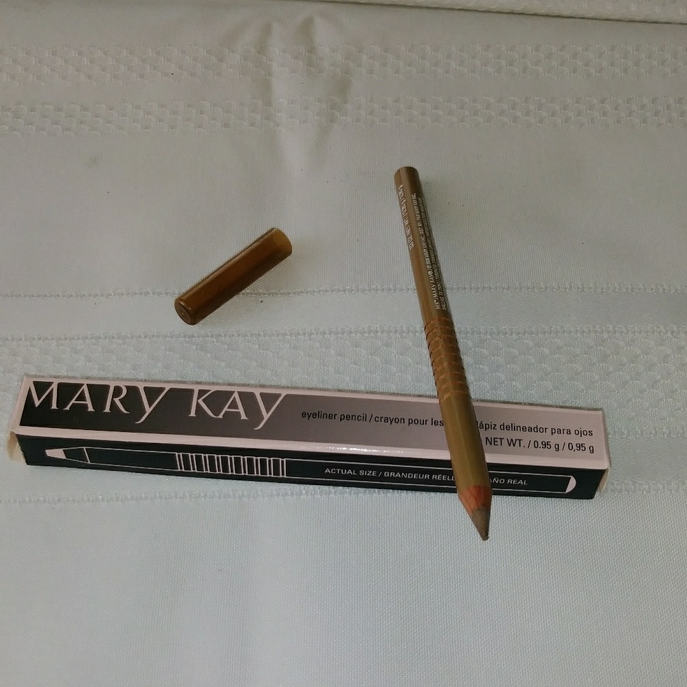 Mary Kay eye liner pencil NWT